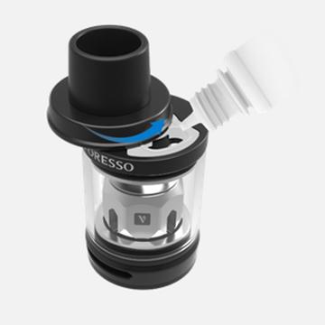 Le remplissage facile du clearomiseur Vaporesso NRG SE associé à la box Swag